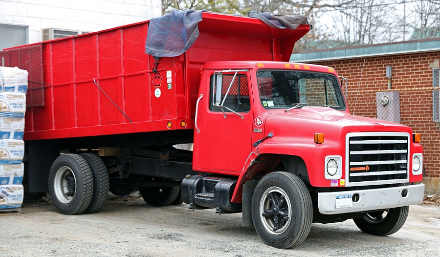 Dumpster truck red